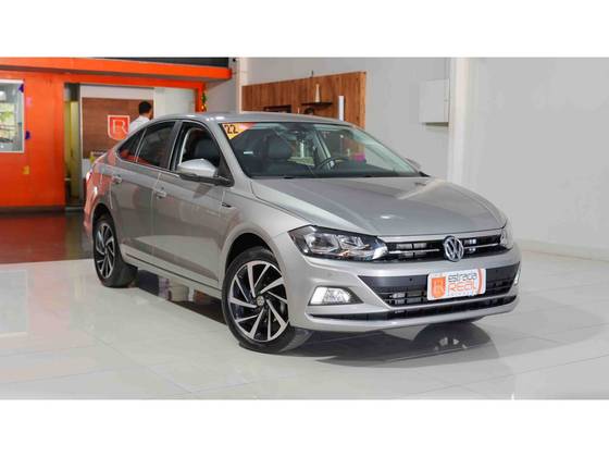 VOLKSWAGEN VIRTUS 1.0 200 TSI HIGHLINE AUTOMÁTICO